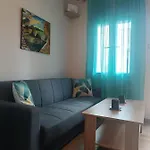 Lucy's House 아파트