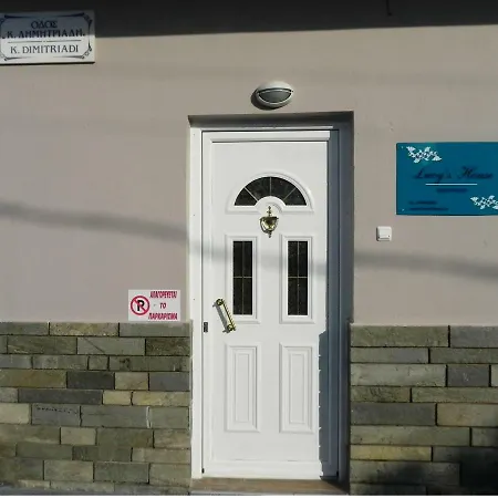 Lucy's House Lägenhet